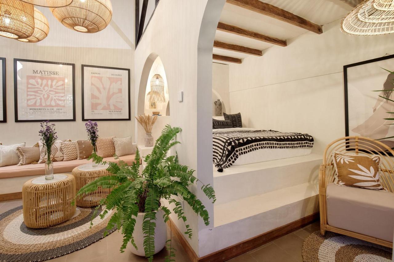 Seminyak Beach Bungalow Studio Villa 1 With Private Pool Sbb1 Luaran gambar